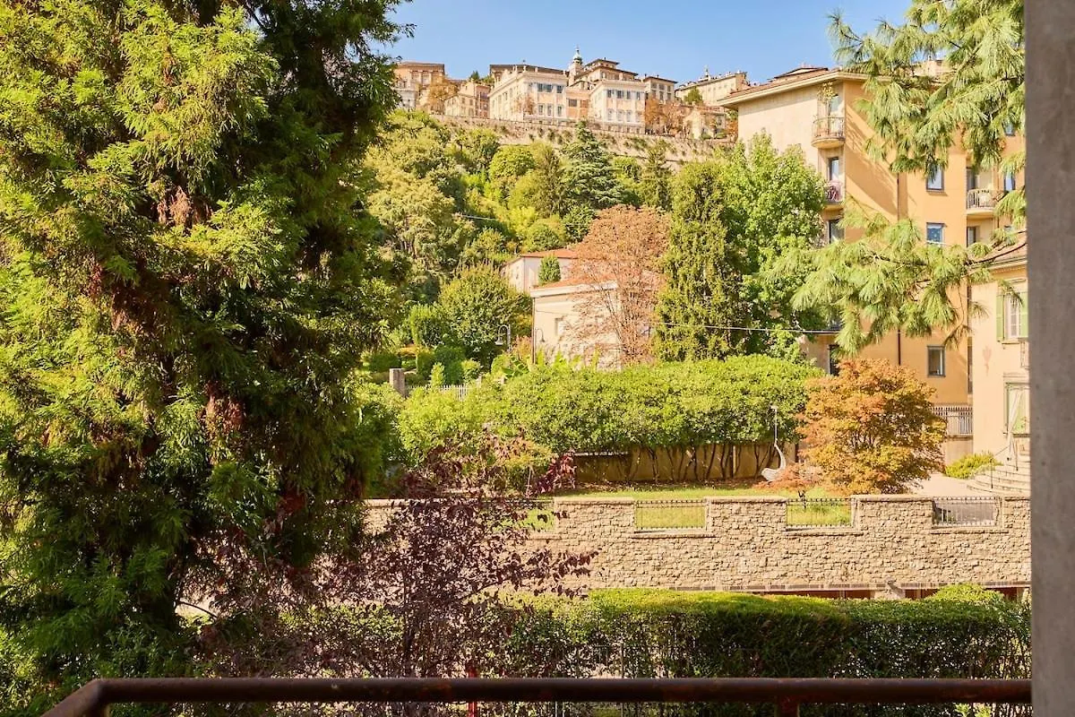 Apartment 100M Dalla Funicolare Di Citta Alta- 10 Ospiti Bergamo