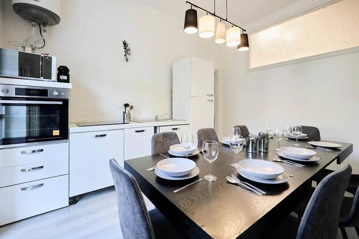 100M Dalla Funicolare Di Citta Alta- 10 Ospiti Bergamo Apartment