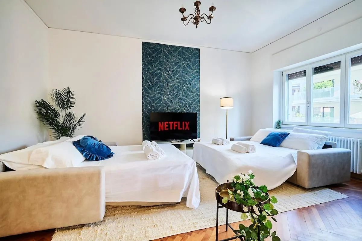 Apartment 100M Dalla Funicolare Di Citta Alta- 10 Ospiti Bergamo Italy